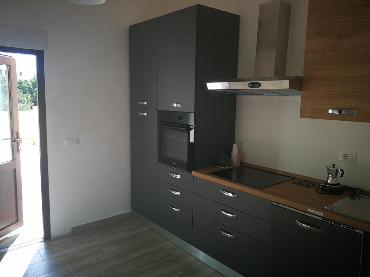 Donalisa Hotel Andrano Kültér fotó